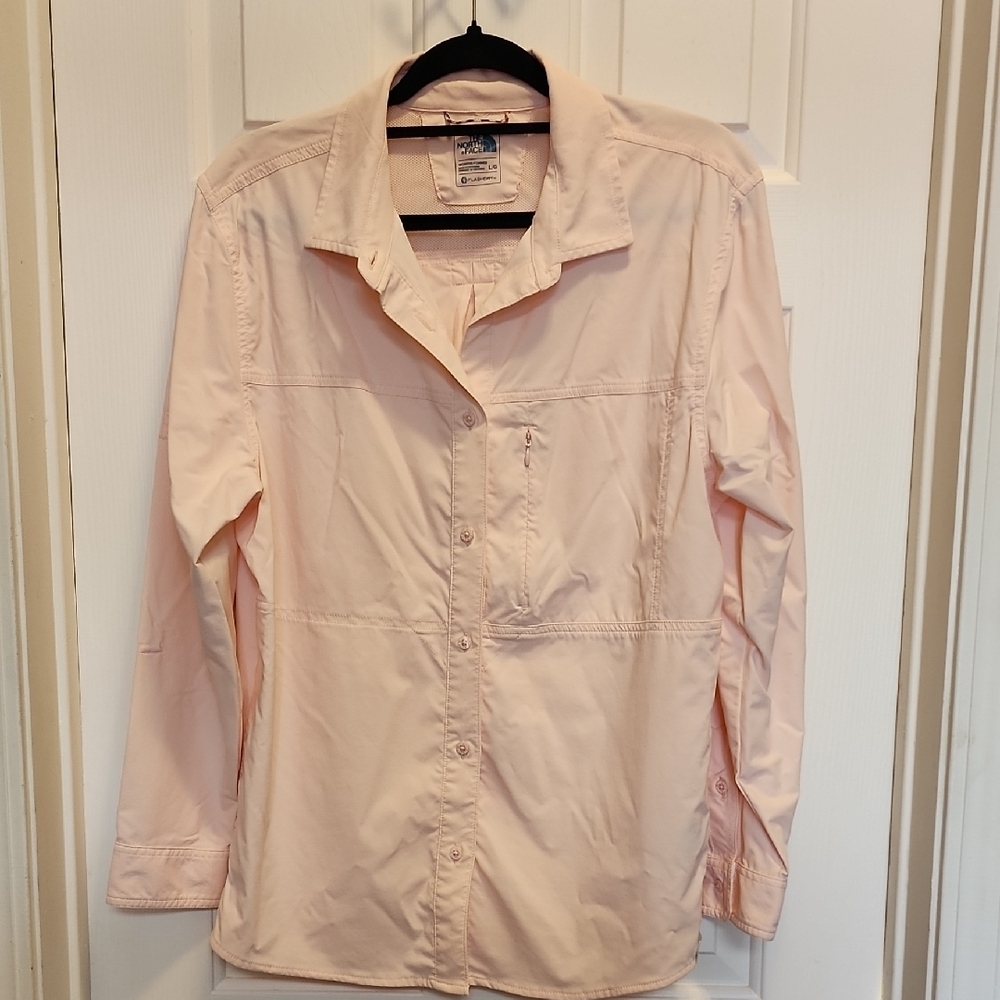 The North Face Light Pink Trail Button up Flashdry Women's Shirt sz Large